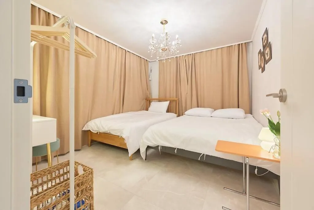 Triple Metro Station Area House Villa Seoul